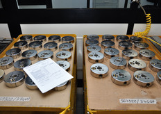 Ci sono diverse tipologie di celle di carico, tarate per diverse resistenze massime (si puo' arrivare anche a 300 tonnellate!).