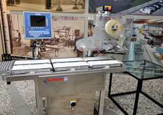 Un moderno modello di peso-prezzatrice realizzato presso la Coop Bilanciai.