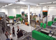 Una vista dall'alto della sala lavorazione.