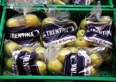 Mele Golden in busta.