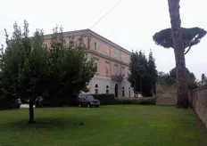 La sede dall'Unita' di Ricerca per la Frutticoltura di Caserta, in via Torrino.