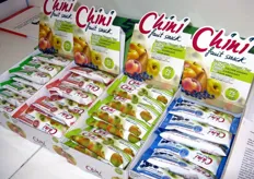 Le barrette Chini Fruit Snack sono disponibili in quattro gusti: mela, mela e mirtillo, mela e pera, mela e pesca. Oltre alle barrette di sola frutta, Chini propone anche quelle di frutta e cereali.