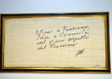 "Etica e Passione, Idee e Operosita', nel pieno rispetto del Prossimo", firmato Roberto Graziani. Questa la scritta, realizzata su un papiro egiziano, che campeggia nell'ufficio di Roberto e che esprime in parole efficaci lo spirito d'impresa della Graziani Packaging."