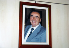 Il papa' Guido, ormai scomparso, sorride dalle pareti, a illuminare ancora lo spirito dei suoi figli, che hanno saputo seguire le sue orme e ampliare l'impresa, che oggi vanta un 30 per cento di clientela estera.