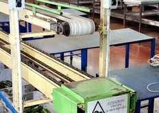 La linea 1 e' dedicata alla lavorazione del prodotto bio. Sara' presto inserita nella sala del magazzino che verra' interamente riservata al biologico.