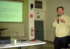 "Antonio Buccoliero (A.A.S.D. – "Pantanello") nel corso del suo intervento su "Un anno di attivita' in olivicoltura"."