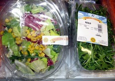 Nel dettaglio confezioni di insalate di IV gamma che l'azienda distribuisce principalmente sul territorio nazionale, maggiormente verso GDO e mercati all'ingrosso.