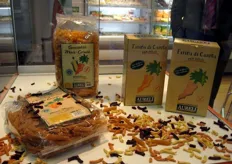 Tra i prodotti che l'azienda Aureli propone ci sono anche la pasta, che contiene fino al 20% di farina di carota, e la farina di carote per dolci, prodotta dall’essiccazione di carota con l’aggiunta di un 2% di succo di limone.