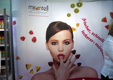 L'azienda mirontell è stata fondata da ristoratori per soddisfare le necessita' del settore alberghiero. Ora e' una delle principali aziende a produrre macedonia di frutta fresca.