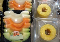 Dettaglio di prodotti esposti presso lo stand Tacken.