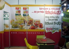 Linea di frutta fresh-cut adatta per essere portata a scuola.