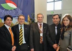 Da sinistra a destra: Francesco Capponi (azienda Savino Del Bene), Furio Mazzotti (Made in Blu), Piero Paladini (azienda Savino Del Bene), Claudio Valpiani (Made in Blu) e Olga Pavlovich.
