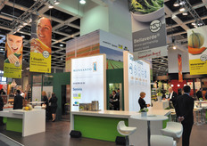 Il giorno prima, presso lo stand della Monsanto al Fruit Logistica, si era gia' svolta una presentazione dell'intera gamma di prodotti vegetali della compagnia.