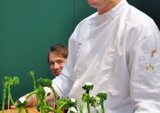 Lo chef Guus Vredenburg ha offerto ai presenti un assaggio di broccolo Bellaverde.