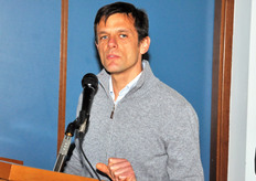 Benche' lo studio abbia interessato il consumo di carne, i risultati sono di interesse per l'industria agro-alimentare nel suo complesso. E' infatti emerso che la comunicazione al cliente di alcune informazioni aggiuntive, relative alle tecniche di produzione e di allevamento che sono alla base di un determinato prodotto, possono influire sull'accettabilita' o meno dello stesso e sulla valutazione complessiva da parte del consumatore. Comunicare di piu' e meglio e' dunque la strada giusta da seguire!