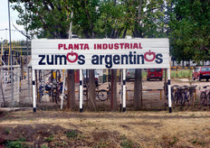 La storia di questa azienda risale a 100 anni fa: quando in Germania viene fondato, nel 1909, il gruppo Steinauser. Nel 1963 nasce la CAS in Italia, in Usa il gruppo approda nel 1994 e nello stesso anno viene creata una partecipazione con la Zumos in Argentina, rilevata poi completamente nel 2004. Nel 1997 il gruppo si espande in Polonia, nel 2000 in Cina, e negli anni a seguire si creano nuove linee nei vari magazzini per la produzione di puree, succhi e linee bio.
