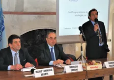 Da sinistra a destra: Mario Tommaso Abrate (Presidente Fedagri Piemonte), Maurizio Gardini (Presidente nazionale Fedagri-Confcooperatice) e Domenico Paschetta (Presidente di Confcooperative Cuneo).