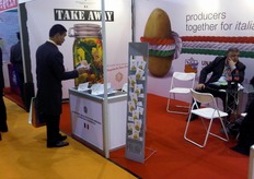 Sono stati avviati importanti contatti commerciali tra gli operatori italiani e cinesi, con l'obiettivo di avviare progetti di sviluppo e cooperazione nel settore della pataticoltura dei due paesi.