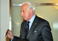 L'intervento di Giuseppe Calcagni.