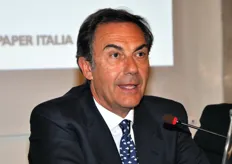 Luigi Peviani ha concluso i lavori della giornata, invitando tutti a partecipare alla cena sociale.
