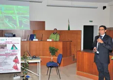Vito Vitelli del COVIL (Consorzio Vivaisti Lucani) ha poi presentato una relazione su vivaismo e innovazione in frutticoltura e agrumicoltura.