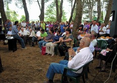 "Nonostante il fortissimo temporale, che si e' abbattuto su Metaponto (MT) nel primo pomeriggio del 1 luglio, la manifestazione di "Pantanello", grazie al miglioramento delle condizioni atmosferiche, si e' svolta interamente all'aperto nel boschetto di pini a ridosso della sala convegni "Gaetano Michetti", dove tradizionalmente si svolgono i meeting."