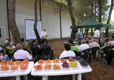 Al commento alla mostra pomologica hanno preso parte breeders e sperimentatori che operano a livello nazionale sul miglioramento genetico dei fruttiferi.