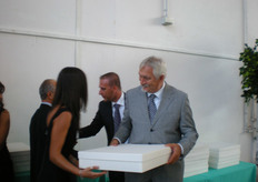 Ritiro del riconoscimento.