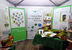 Stand di Bayer CropScience, che ha recentemente dedicato un volume monografico della sua collana Coltura&Cultura proprio all'uva da tavola.