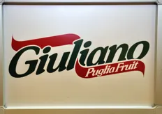 A fine settembre 2010, FreshPlaza Italia si e' recata in visita presso lo stabilimento per la lavorazione e il confezionamento della frutta dell'azienda Giuliano.