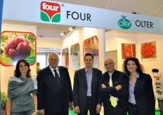 Foto di gruppo Four: Lisa Benotti, Pietro Sbarbati, Paolo Lunardelli, Ernesto Fantoni e Renata Fava.