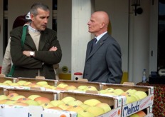 Il prof. Corelli Grappadelli e il direttore di Melinda Luca Granata.