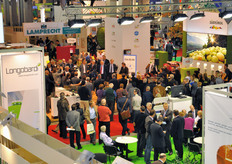 In questa foto e nelle immagini seguenti, alcune vedute dall'alto degli spazi espositivi.