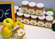 SortenGarten propone antiche varieta' di mela, qui declinate in forma di composta.