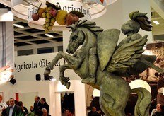 Quest'anno, oltre all'immancabile cavallo rotante, Agricola Gloria Due ci ha messo la faccia...
