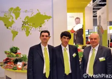 In rappresentanza di Enza Zaden Italia, Alberto Veronesi (Sales Manager Leafy Crops), Alberto Mori (responsabile sviluppo prodotti a foglia) e Giampaolo Sarzi (Key Account Manager Crop Specialist).