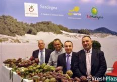 Presso lo stand della Regione Sardegna era presente anche l'azienda AgriSarda. Nella foto, da sinistra a destra: Tarcisio Trudu, Giampietro Farci, Tito Boassa e il presidente Sandro Piroddi.