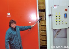 Lo stabilimento è dotato anche di due celle frigo, per una capacità complessiva di 50 tonnellate.