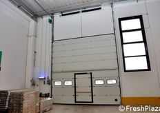 Ingresso per la merce in arrivo.