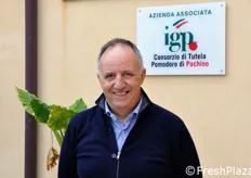 Qui FreshPlaza ha incontrato Massimo Pavan, responsabile commerciale per l'area Italia e Consigliere all'interno del Consorzio di Tutela del Pomodoro di Pachino IGP. Pevianifrutta aderisce anche ai Consorzi di tutela della Carota Novella di Ispica IGP e del Radicchio di Chioggia IGP.