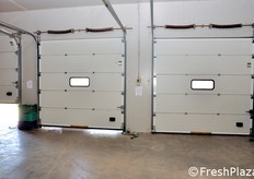 Lo stabilimento e' dotato di 3 rampe di carico.