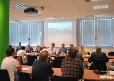 La sala della presentazione.