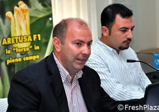 Carmelo Iacono introduce il primo relatore: il breeder Kadir Kaman (in foto, alla sinistra di Carmelo).