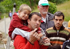 Ferdinando Anselmi, che collabora con Pilati, nota che i teli di copertura come quelli qui realizzati possono estendersi per lunghezze anche di 300 metri.