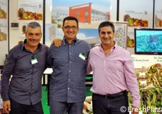 Da sinistra: Faustino Tuveri (vicepresidente), Giampiero Montis (presidente) e Mario Desogus (commerciale) della Coop. sarda Villasor.