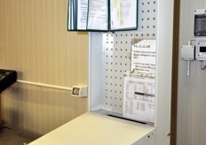 "Una delle "stazioni qualita'" presenti nel magazzino, per il controllo della merce in ingresso secondo parametri predefiniti."