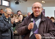 "Il punto vendita che inauguriamo oggi - conclude Tiziano - e' un'ulteriore espressione della filosofia che da sempre impronta l'azienda: raccogliere insieme tanti piccoli soci, perche' tutti siano piu' forti e abbiano maggiori opportunita' sul mercato"."