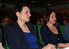 Da sinistra: d.ssa M.R. Taurino, d.ssa Marzia Arborea Gruppo Agrobiolab Laboratory.