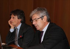 Alessandro Ambrosi, presidente della Camera di Commercio di Bari, ha sottolineando la necessita' di sostenere, anche finanziariamente, un progetto come quello dell'Impronta digitale, per affermare uno standard ufficiale di riconoscimento della qualita' e dell'origine del prodotto.