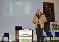 "Il prof. Tiziano Caruso, direttore del Dipartimento di Coltivazioni Arboree dell'Università di Palermo, ha coordinato il lavori della "Giornata sulla frutticoltura" del 29 novembre 2011."